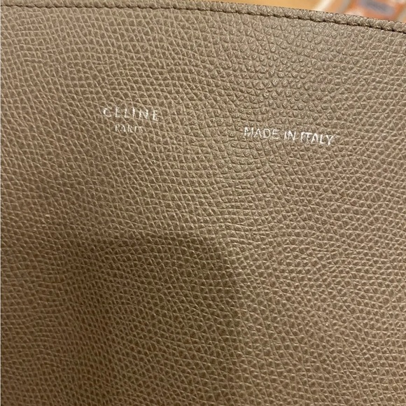 CELINE Cabas Phantom Small Tote - Picture 4 of 13